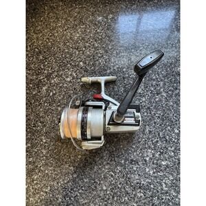 Vintage Daiwa 2600PS / Ball Bearing High Speed Spinning Reel Made in Japan